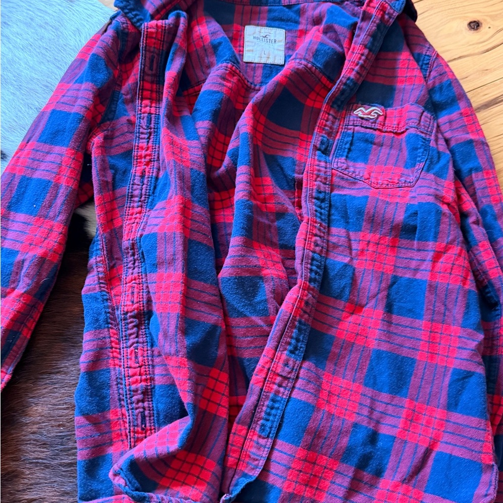 Hollister shirt